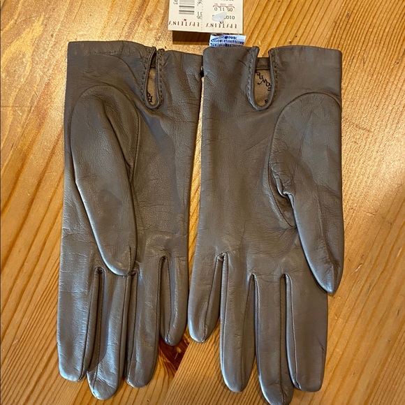 Fownes Light Brown Leather Gloves NWT - Picture 4 of 8